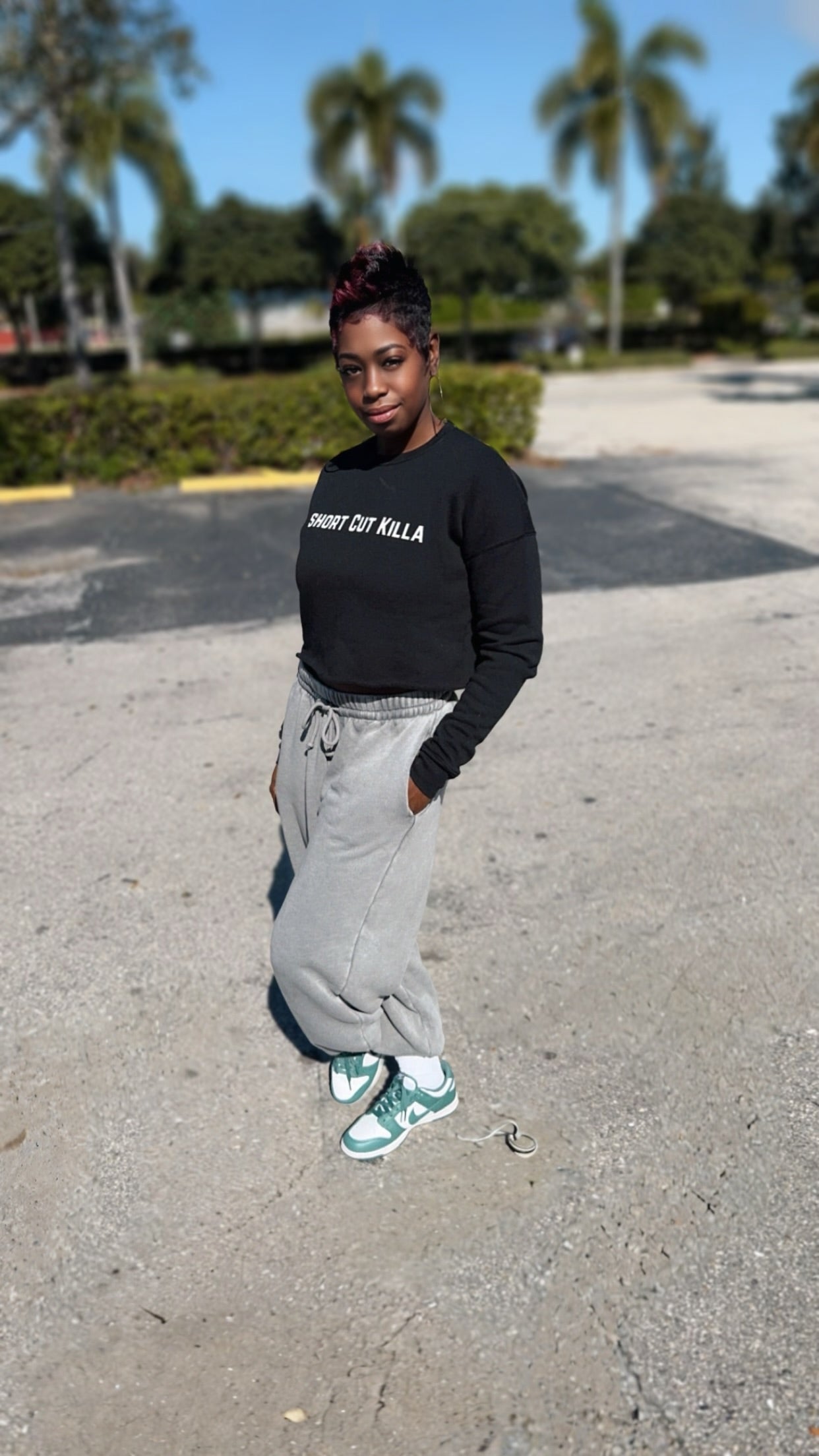 Short Cut Killa Cropped Sweatshirt – Manelifestudio